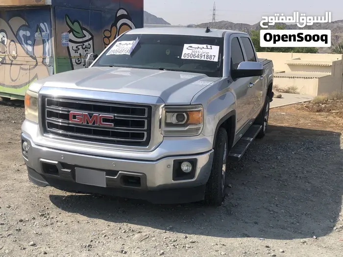 GMC Sierra