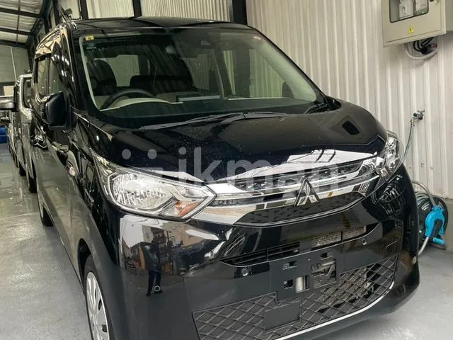 Mitsubishi Ek Wagon 2023 photo 2