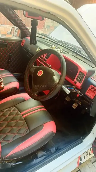 Suzuki Khyber
