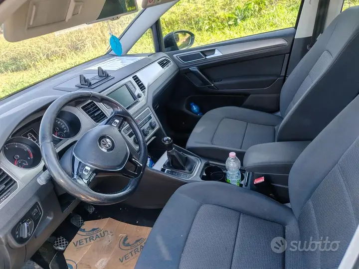 Volkswagen Golf Sportsvan 2015 photo 4