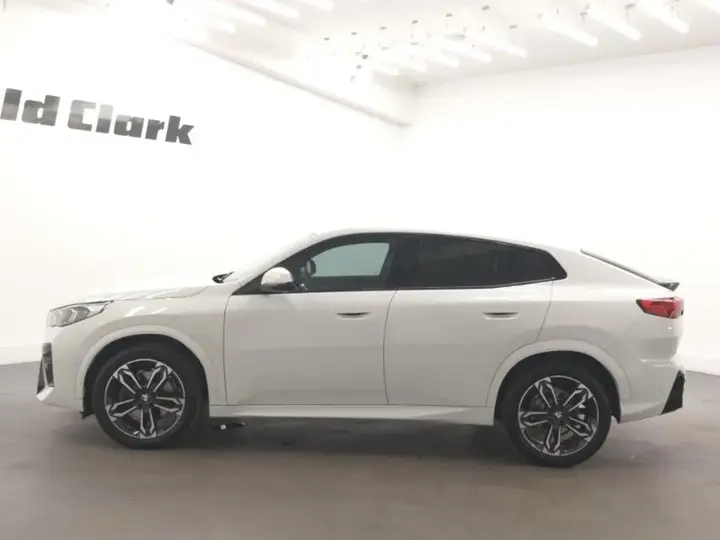 BMW X2 2025 photo 4