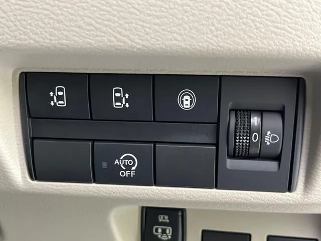 Nissan Roox 2023 photo 3