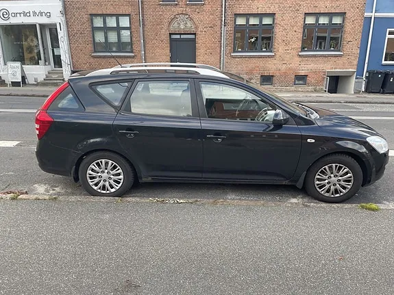Kia Ceed 2007 photo 4