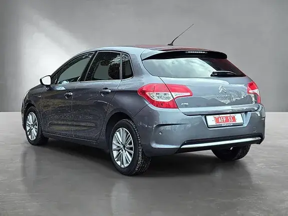 Citroen C4 2011 photo 4