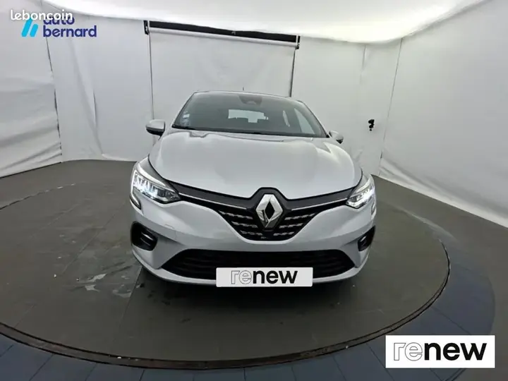 Renault Clio 2021 photo 2