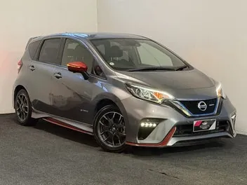 Nissan Note 2017 photo 2