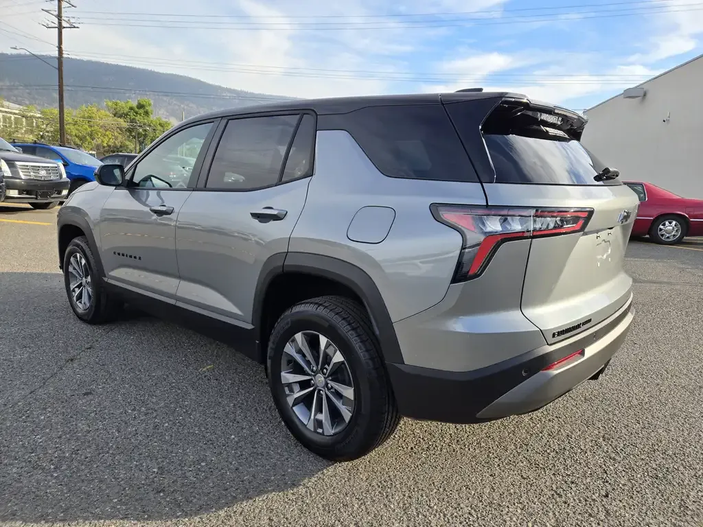 Chevrolet Equinox 2026 photo 3