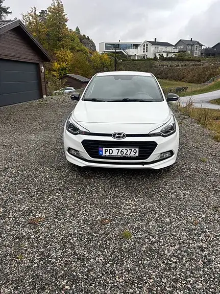 Hyundai I20 2018 photo 2