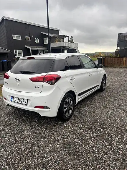 Hyundai I20 2018 photo 3