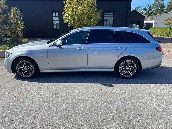 Mercedes-Benz E300