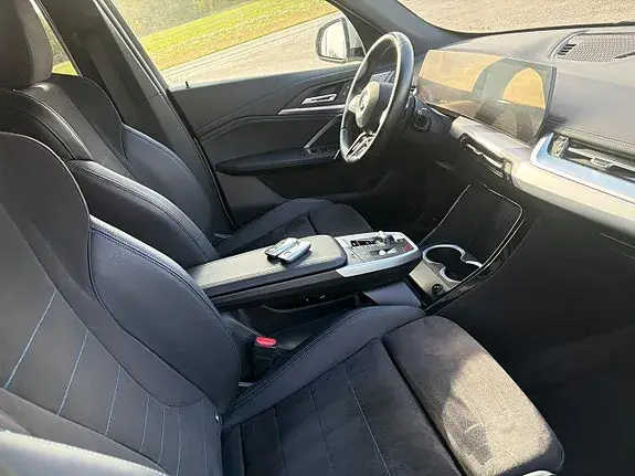 BMW X1 2023 photo 3