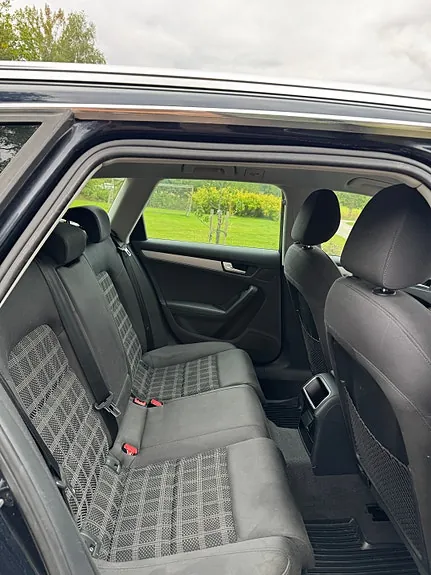 Audi A4 2011 photo 5