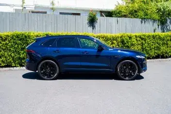 Jaguar F-Pace 2024 photo 3