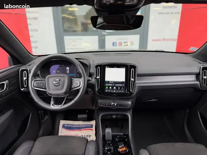 Volvo Xc40 2022 photo 3