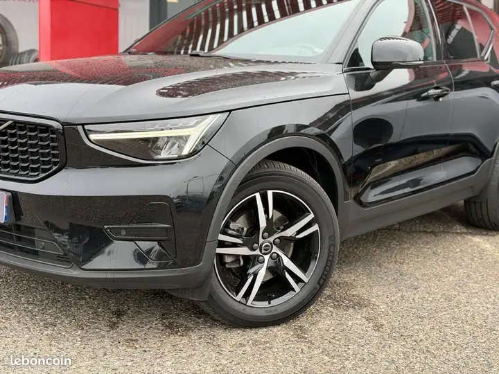 Volvo Xc40 2022 photo 2