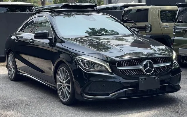 Mercedes-Benz Cla180 Amg