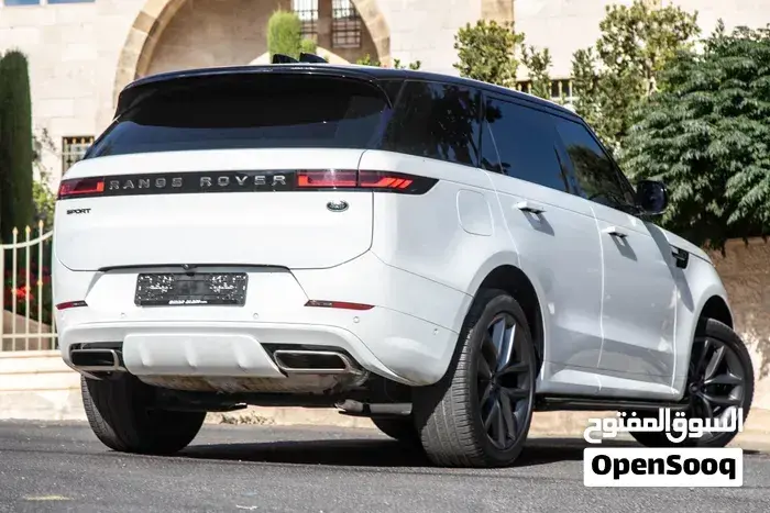 Land Rover Range Rover Sport 2023 photo 4