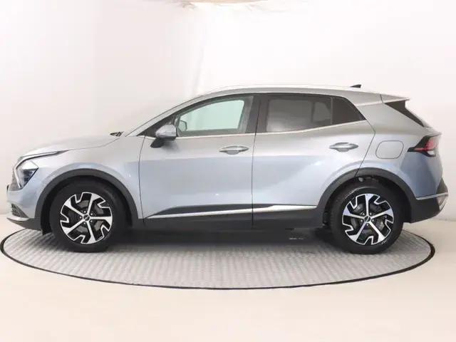 Kia Sportage 2022 photo 2