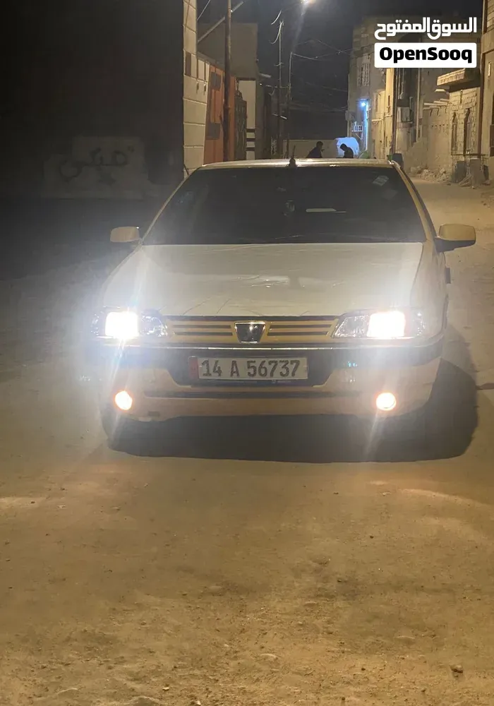Peugeot 405