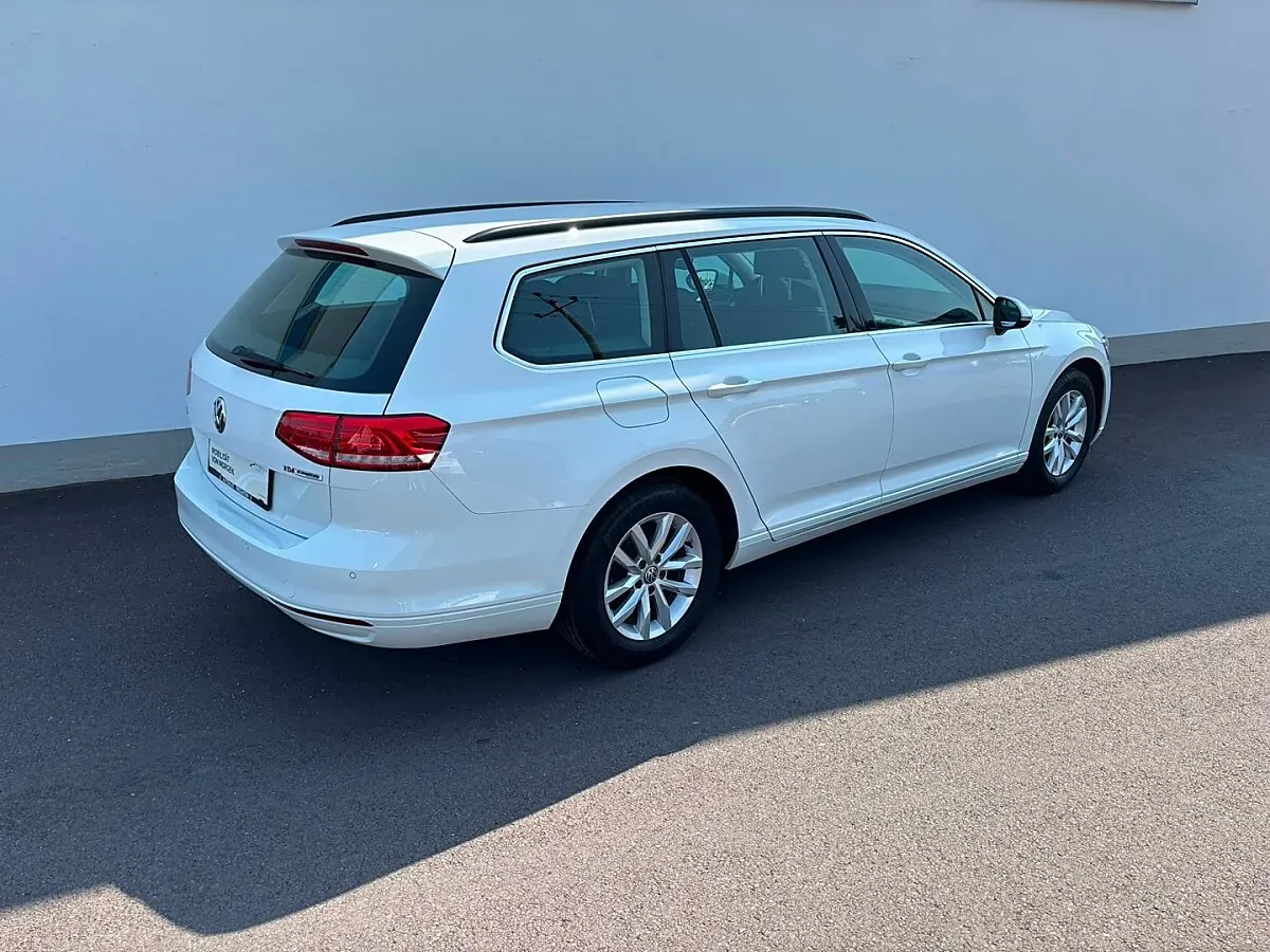 Volkswagen Passat 2015 photo 2