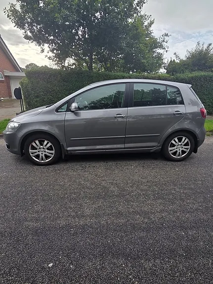Volkswagen Golf Plus 2009 photo 2
