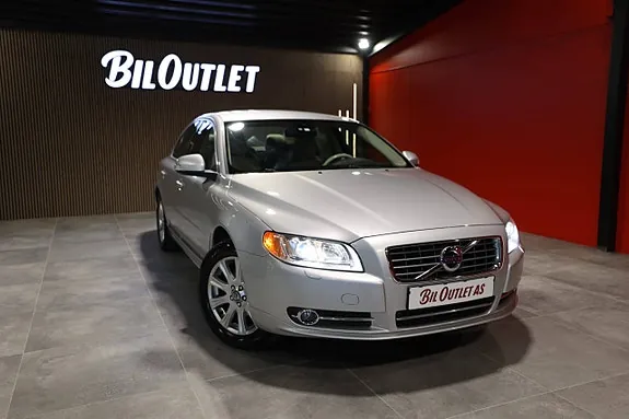 Volvo S80 2010 photo 2