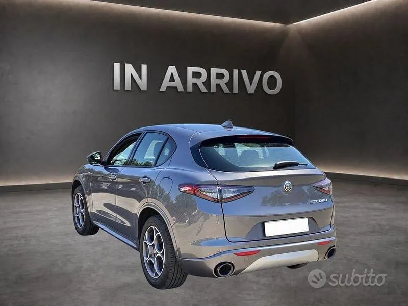 Alfa Romeo Stelvio 2023 photo 3