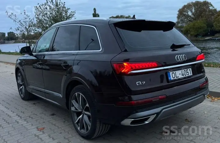 Audi Q7 2020 photo 3