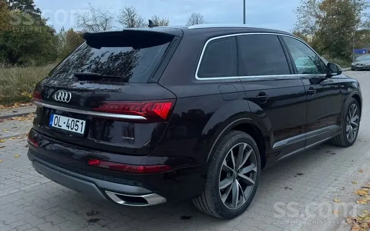 Audi Q7 2020 photo 2