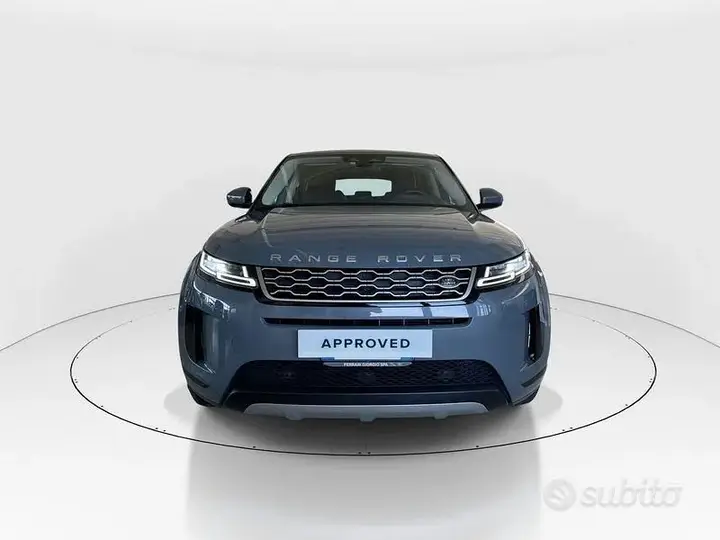 Land Rover Evoque 2022 photo 2