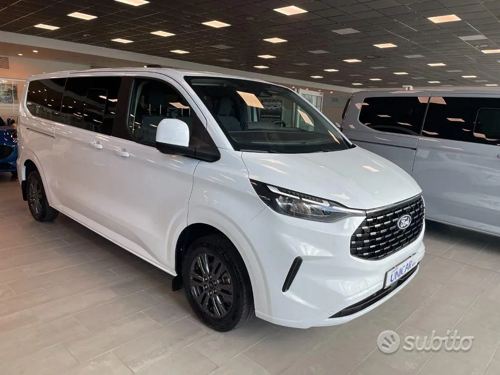 Ford Tourneo Custom 2024 photo 2