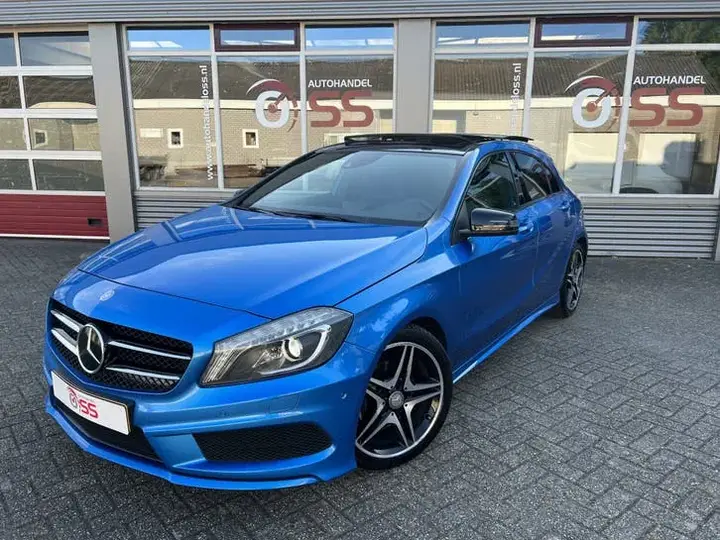 Mercedes-Benz A-Class 2014 photo 2