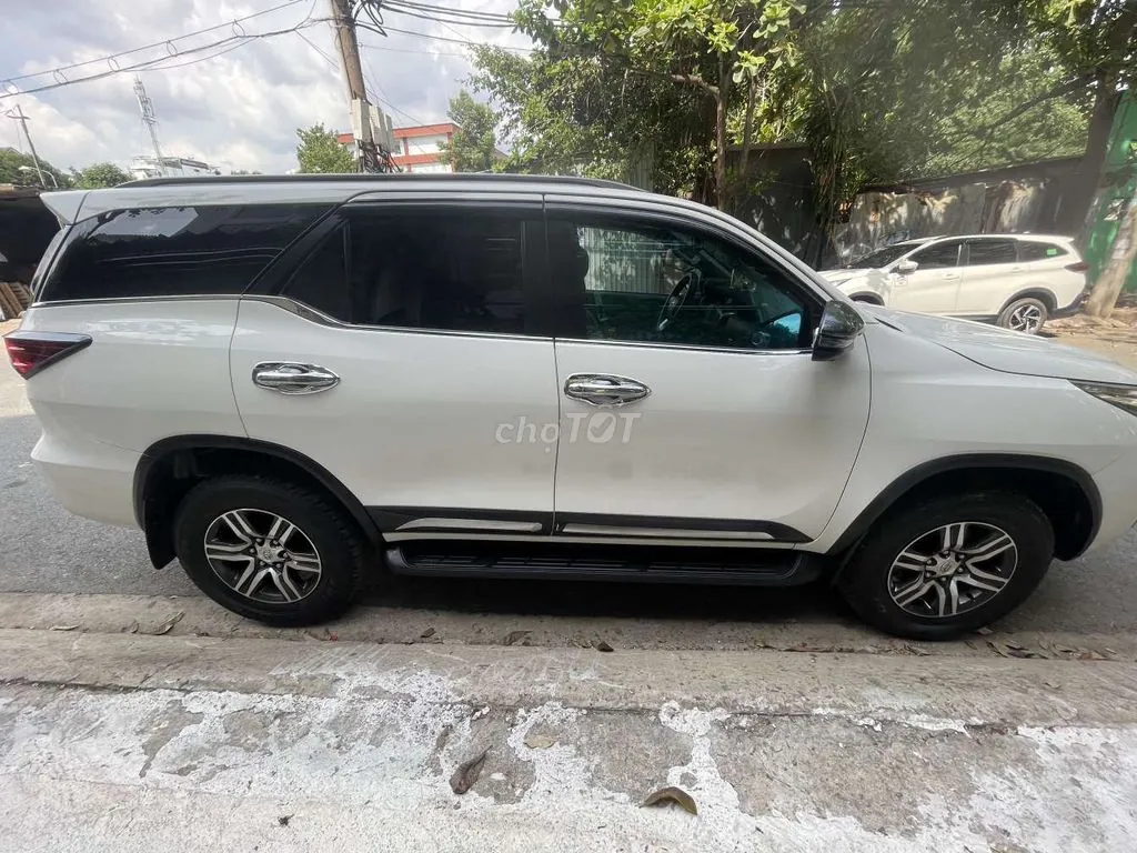 Toyota Fortuner 2019 photo 3