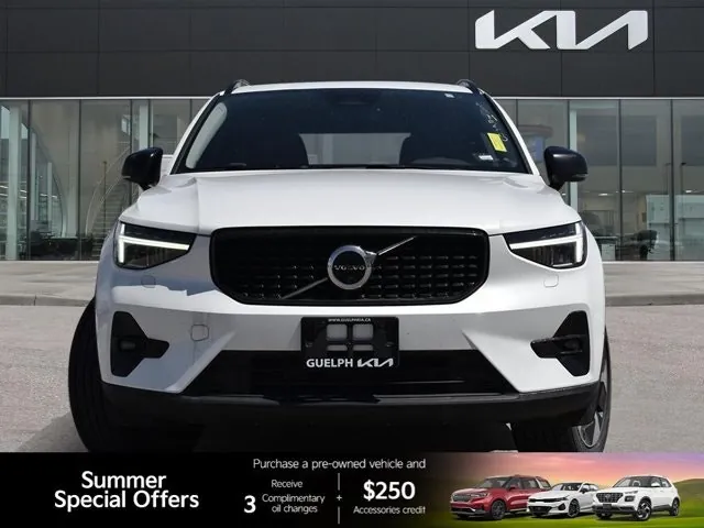 Volvo Xc40 2023 photo 2
