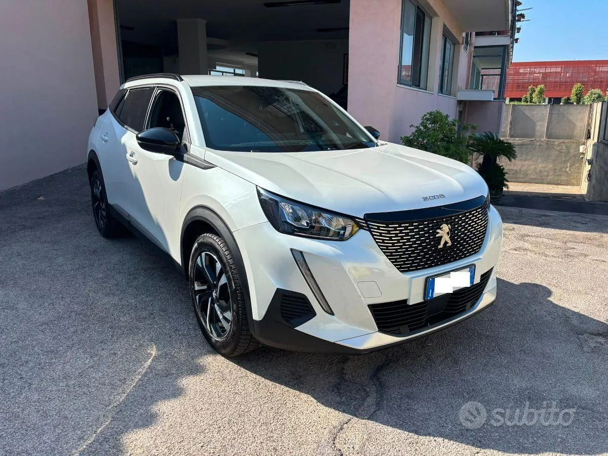 Peugeot 2008 2023 photo 5