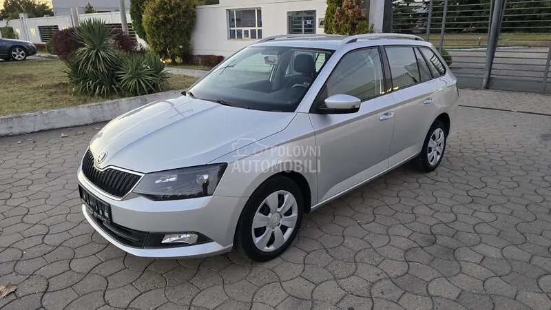 Skoda Fabia 2015 photo 4