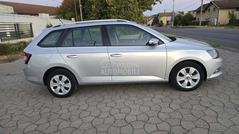 Skoda Fabia 2015 photo 3