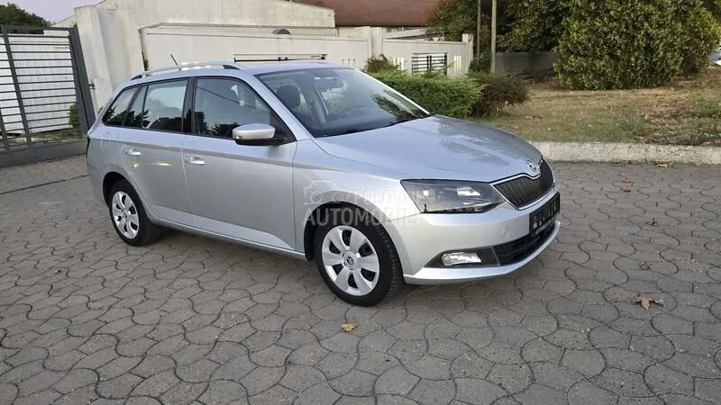 Skoda Fabia 2015 photo 2