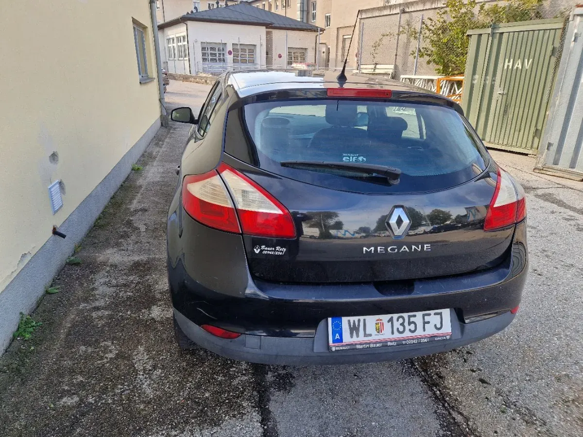 Renault Megane 2011 photo 3