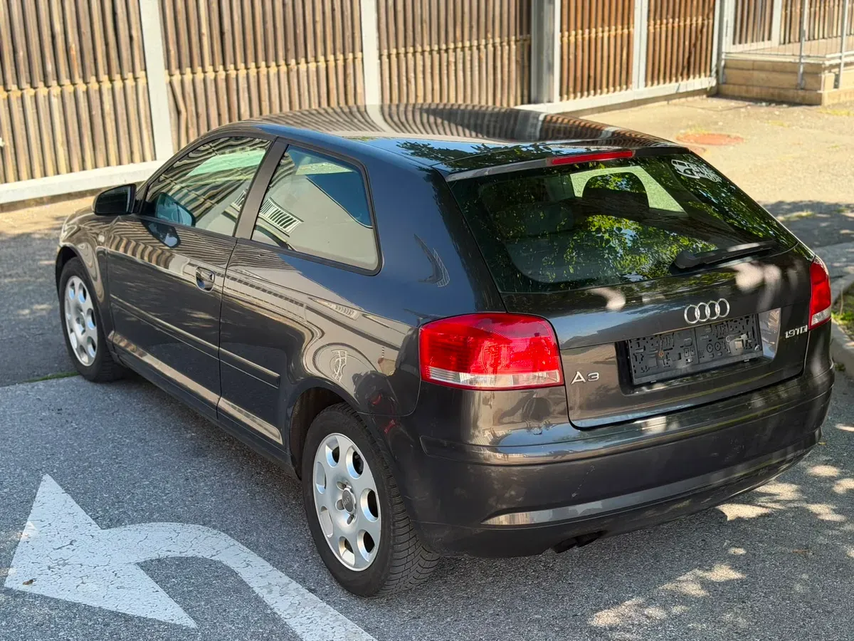 Audi A3 2004 photo 2