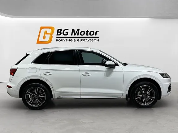Audi Q5 2017 photo 3