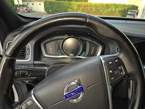 Volvo V60 2014 photo 3