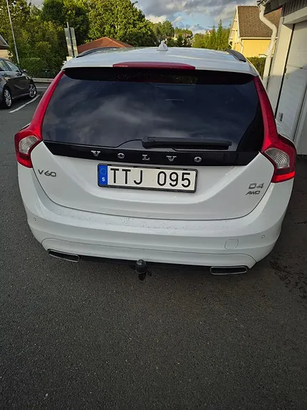 Volvo V60 2014 photo 4