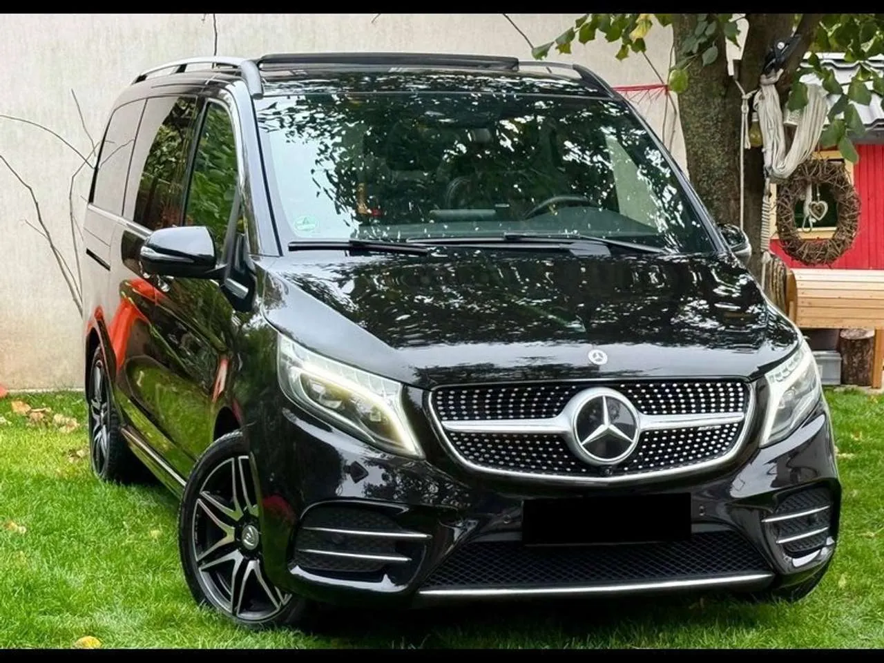 Mercedes-Benz V-Class 2019 photo 2