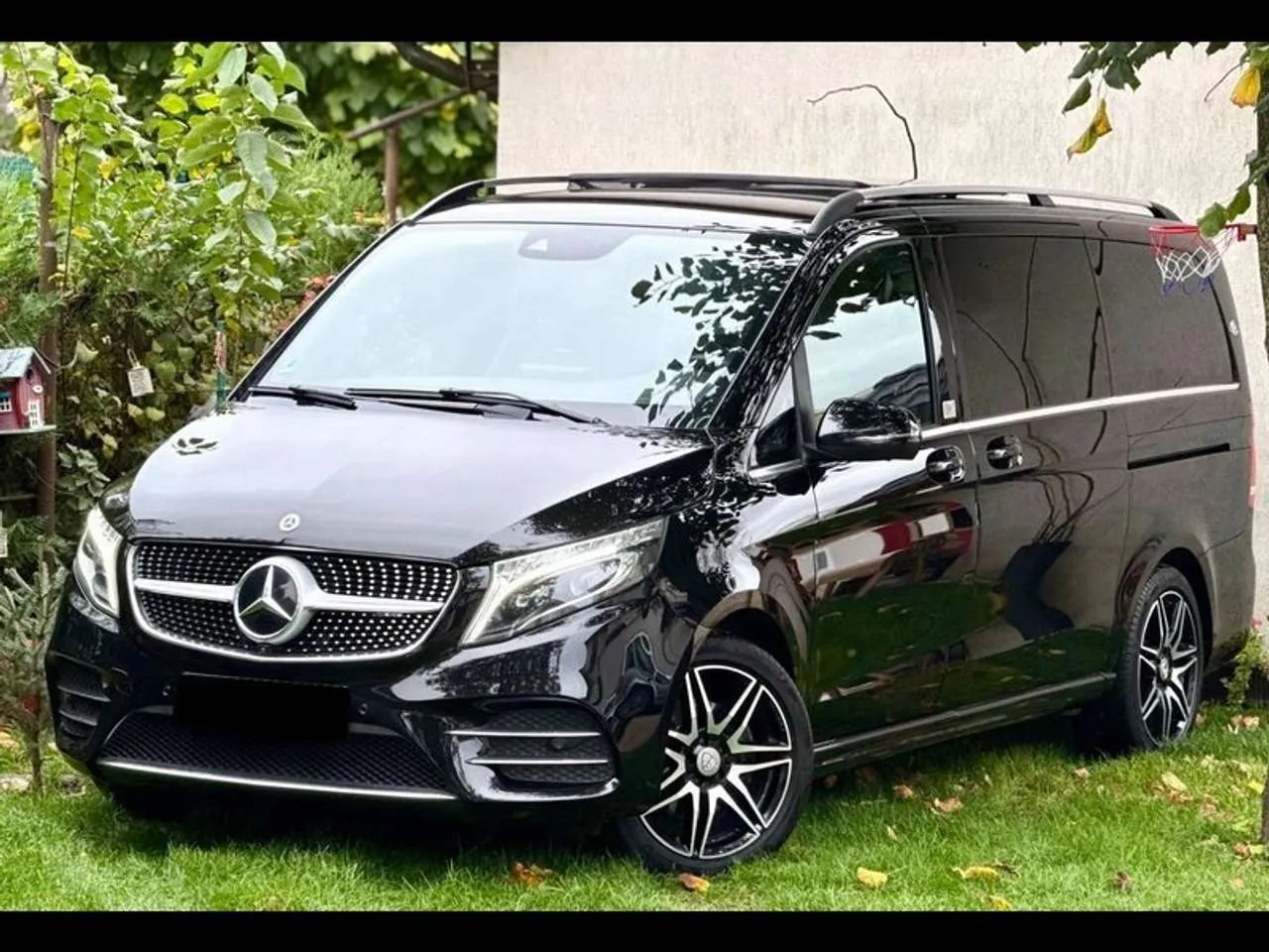 Mercedes-Benz V-Class