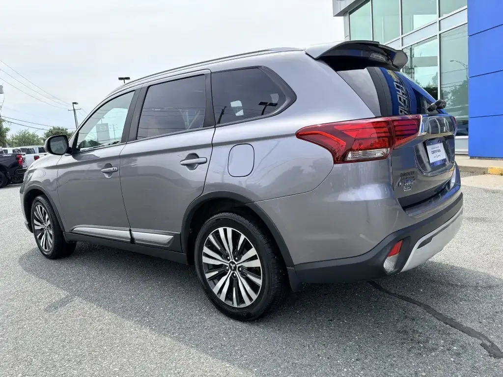 Mitsubishi Outlander 2019 photo 4