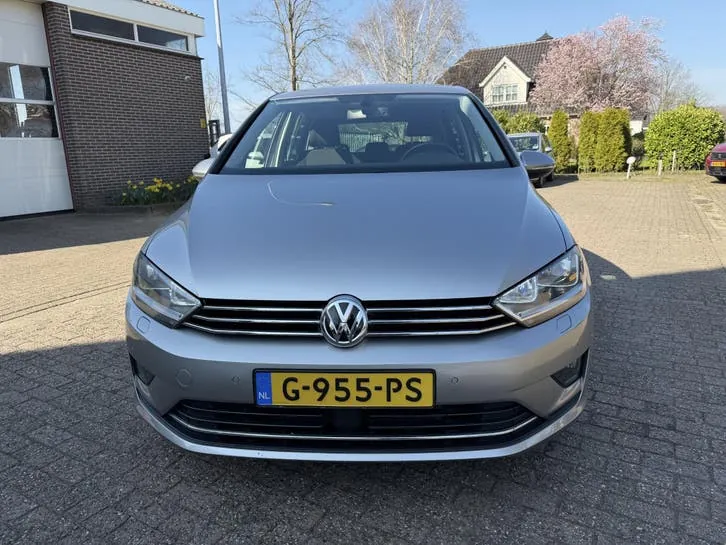 Volkswagen Golf Sportsvan 2015 photo 2