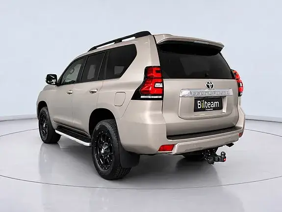 Toyota Land Cruiser 2020 photo 5