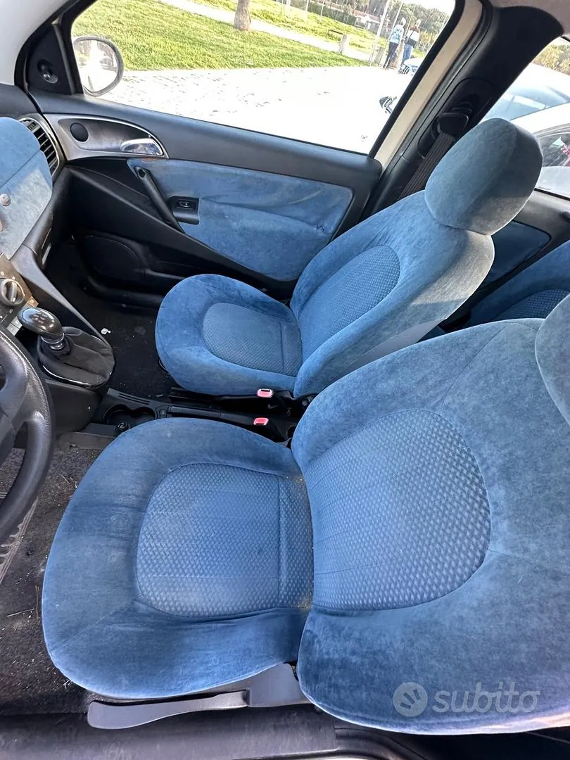 Lancia Ypsilon 2004 photo 4