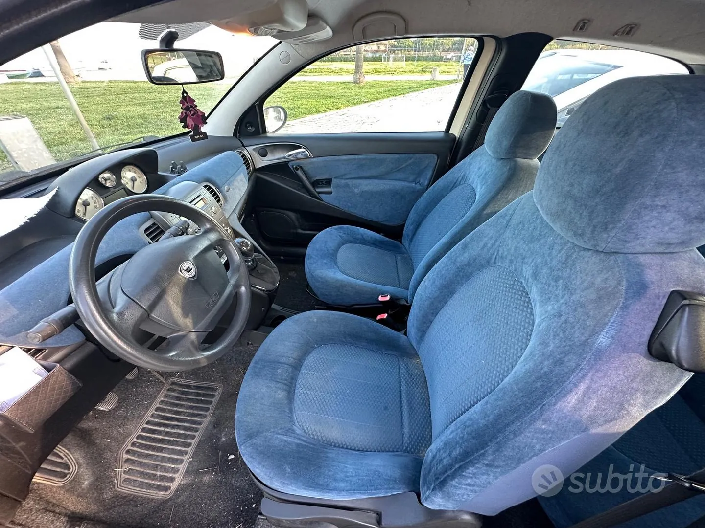 Lancia Ypsilon 2004 photo 3